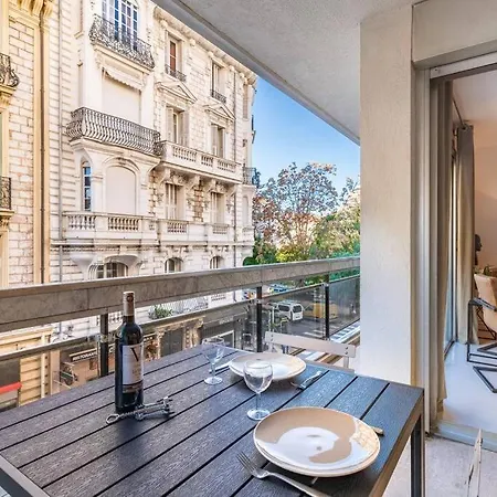 Rossini - And Cosy With Ac Apartment *