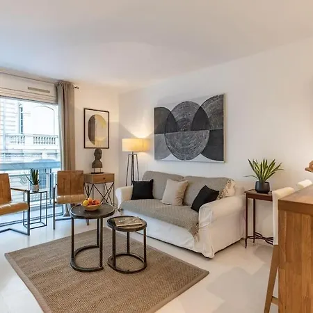 Rossini - And Cosy With Ac Apartment *