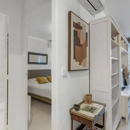 Rossini - And Cosy With Ac Apartment